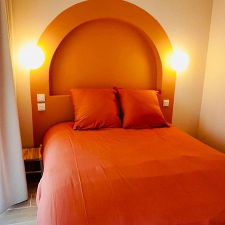 Ferienwohnung Le Bel Iris - Acces Direct Plage Châtelaillon-Plage Exterior foto